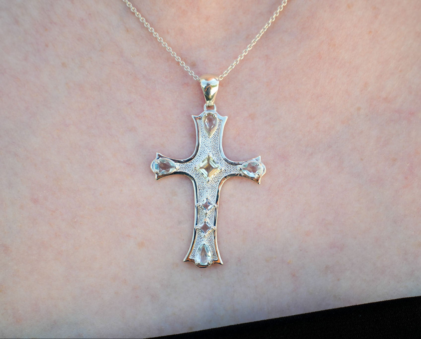 Collana Croce